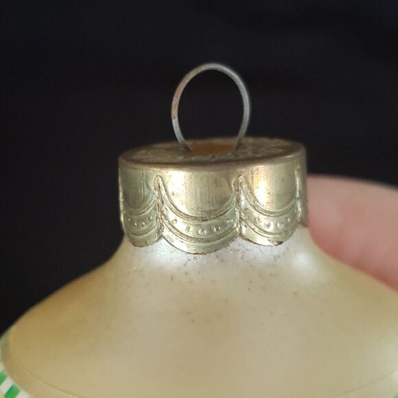 Hallmark Mary Engelbreit "Let It Snow" Snowman Christmas Ornament Dated 1994 - Picture 13 of 13